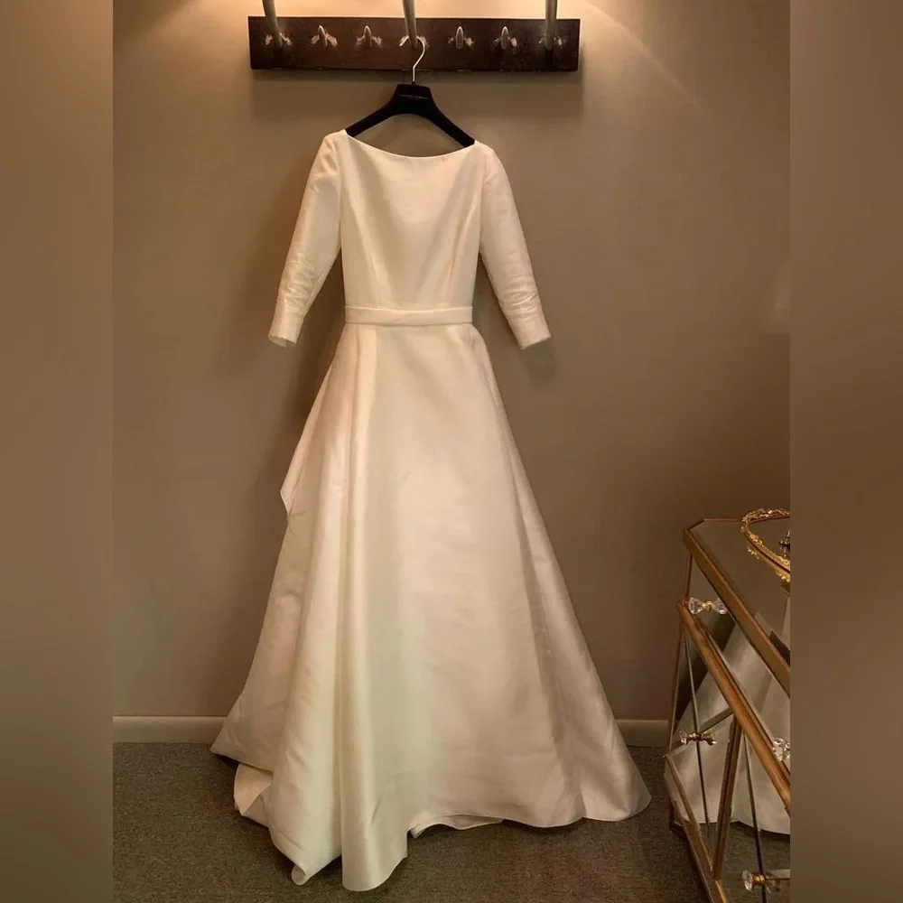 Carolina Herrera - Laurel Wedding Gown - Picture 5 of 10